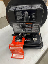Remington 80,000 BTU Battery Operated Kerosene/Diesel Radiant Space Heater with Thermostat - Battery Not Included- will work with 20 volt DeWalt / Black & Decker / Milwaukee/ Porter Cable batteries 

new and tested - see video on our online catalog