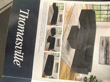 Thomasville Tisdale Fabric Sectional with Storage Ottoman! (BRAND NEW )