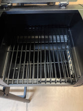 Nexgrill 29 in. Barrel Offset Charcoal Smoker and Grill in Black!! NEW AND ASSEMBLED(MISSING TEMP GUAGE)!!