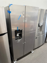 Whirlpool 24.6 cu. ft. Side by Side Refrigerator in Fingerprint Resistant Stainless Finish! (BRAND NEW - SCRATCH/DENT)