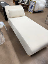 White Accent Chaise Lounge, White! (NEW)