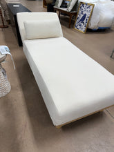 White Accent Chaise Lounge, White! (NEW)