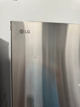 LG 36 in. 28 cu. ft. 3-Door French Door Refrigerator w/ Ice and Water Dispenser and Craft Ice in PrintProof Stainless Steel! (NEW - SCRATCH/DENT)