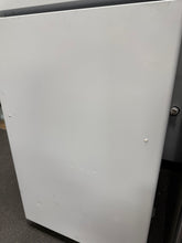 GE 16.6 cu. ft. Top Freezer Refrigerator in White! (NEW - SCRATCH/DENT)