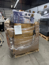 Jumbo Liquidation Pallet #2707 

 

tall stuffed Gaylord !