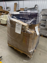 Jumbo Liquidation Pallet #2707 

 

tall stuffed Gaylord !