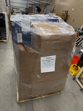 Jumbo Liquidation Pallet #2707 

 

tall stuffed Gaylord !