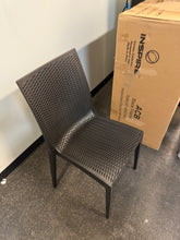 LeisureMod Mace Modern Plastic Dining Side Chair for Indoor and Outdoor, Set of 4! (BRAND NEW)