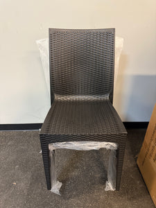 LeisureMod Mace Modern Plastic Dining Side Chair for Indoor and Outdoor, Set of 4! (BRAND NEW)