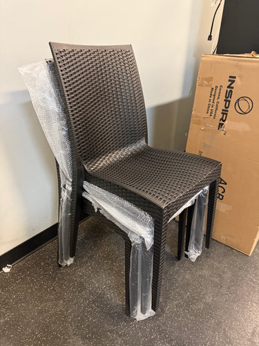LeisureMod Mace Modern Plastic Dining Side Chair for Indoor and Outdoor, Set of 4! (BRAND NEW)