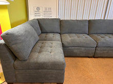 Thomasville Tisdale Fabric Sectional with Storage Ottoman!! BRAND NEW OUT OF BOX!!