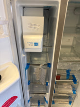 Frigidaire Gallery 22.3-cu ft Side-by-Side Refrigerator with Ice Maker ,Water and Ice Dispenser ( Fingerprint Resistant Stainless Steel ) ENERGY STAR Certified! (BRAND NEW - MISSING HANDLES!)