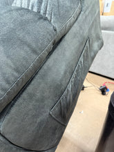 41'' Oversized Power Lift Chair - Heated Massage Electric Recliner with Super Soft Padding! (NEW - MINOR DAMAGE IN SHIPPING)