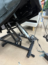 41'' Oversized Power Lift Chair - Heated Massage Electric Recliner with Super Soft Padding! (NEW - MINOR DAMAGE IN SHIPPING)
