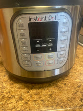 Insta Pot Duo 7 In 1 6quart (used. Clean. Tested works great!)