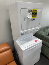 GAS!! Frigidaire 3.9 cu. ft. Washer and 5.6 cu. ft. Gas Dryer Combo in White with Quick Wash & Dry Cycle, MaxFill and Long Vent! (BRAND NEW - SCRATCH/DENT) - GAS!