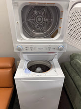 GAS!! Frigidaire 3.9 cu. ft. Washer and 5.6 cu. ft. Gas Dryer Combo in White with Quick Wash & Dry Cycle, MaxFill and Long Vent! (BRAND NEW - SCRATCH/DENT) - GAS!