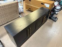 Evelyn&Zoe Tillman Rectangular TV Stand for TV's up to 75", Black Grain! (NEW & ASSEMBLED - MINOR HOLE ON TOP!)