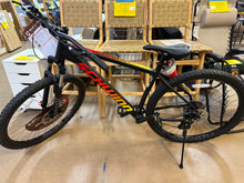 Schwinn Men's Ascension 29" Mountain Bike - Black! (NEW - NEVER USED - HAS VERY MINOR BENT BACK RIM!)