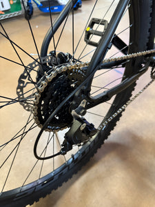 Schwinn Men's Ascension 29" Mountain Bike - Black! (NEW - NEVER USED - HAS VERY MINOR BENT BACK RIM!)