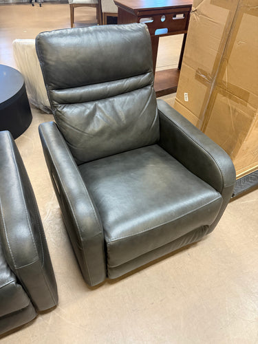 Aldryn Leather Power Glider Recliner!! BRAND NEW!!