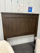 Lakeesha Panel Headboard