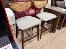 Charnese 24'' Counter Stool (Set of 2)