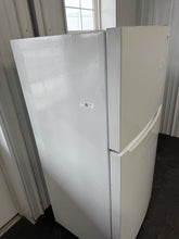 Frigidaire 30 in. 18.3 cu. ft. Top Freezer Refrigerator, Garage Ready! (NEW - SCRATCH/DENT)