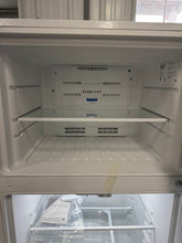 Frigidaire 30 in. 18.3 cu. ft. Top Freezer Refrigerator, Garage Ready! (NEW - SCRATCH/DENT)