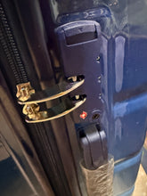 Merax 3-Piece Gradient Blue 20 in. 24 in. 28 in. ABS and PC Hardshell Spinner Luggage Set with TSA Lock, 20 in. with USB Port! (NEW - WRAPPED IN PLASTIC - MINOR SCRATCH ON 28”)