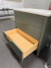 Bilroy 36'' Single Bathroom Vanity with Engineered Stone Top! (NEW - MISSING BACKSPLASH)