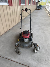 Honda Zero Turn Gas Self Propelled Lawn Mower! (USED - WORKS GREAT!)