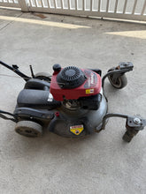 Honda Zero Turn Gas Self Propelled Lawn Mower! (USED - WORKS GREAT!)