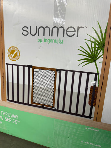 Summer by Ingenuity Thruway 60XW Series Extra Wide Safety Pet and Baby Gate! (NEW IN BOX)
