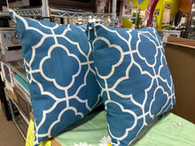 Sunbrella Outdoor Throw Pillow, Set of 2! (NEW)