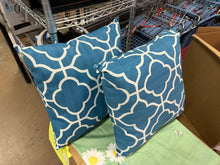 Sunbrella Outdoor Throw Pillow, Set of 2! (NEW)