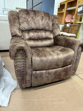 Chemika 40.9'' W Classic Super Soft Padding And Oversize Manual Recliner With Rivets! (NEW)