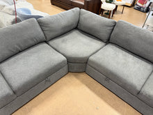 Thomasville Bryden Fabric Sectional with Storage Seats and Ottoman! (BRAND NEW - DEPARTMENT STORE FLOOR MODEL)