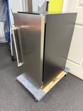 Hoore 15 in. 130 Cans 3.53 cu. ft. Built-in/Freestanding Outdoor Refrigerator in Stainless Steel with Interior Light! (NEW)