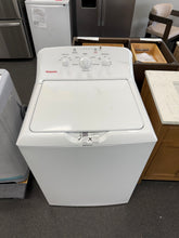 Hotpoint 4.0 cu.ft. Top Load Washer in White with Cold Plus and Water Level Control- new - scratch & dent
