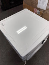 LG 7.4 Cu. Ft. vented Stackable Electric Dryer in White with Sensor Dry! (NEW - SCRATCH/DENT)