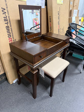 Linon Angela Wood Vanity Set Upholstered Beige Stool 2 Drawers Mirror in Walnut! (NEW & ASSEMBLED)