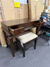 Linon Angela Wood Vanity Set Upholstered Beige Stool 2 Drawers Mirror in Walnut! (NEW & ASSEMBLED)