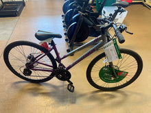 Schwinn Women's Circuit 700c/ 28” Hybrid Bike!! NEW!