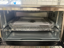 Black+Decker Crisp ‘N Bake PRO Stainless Steel 4-Slice Air Fryer Toaster Oven!! LIGHTLY USED, VERY CLEAN!!