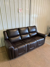 Alba Leather Power Reclining Sofa with Power Headrests! (BRAND NEW OUT OF THE BOX)