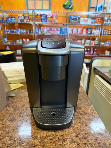 Keurig K-Elite Single-Serve K-Cup Pod Coffee Maker with Iced Coffee Setting! (USED - WORKS GREAT!)