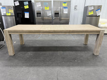 Yifei Extendable Dining Table