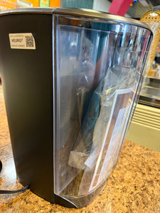 Keurig K-Elite Single-Serve K-Cup Pod Coffee Maker with Iced Coffee Setting! (USED - WORKS GREAT!)