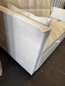 3 in 1 Convertible Sleeper Sofa Bed, Modern Pull Out Couch Bed, Adjustable Backrest, Velvet Loveseat Futon Sofa with Pillows & Pockets for Living Room Apartment, (CREAM) - NEW AND ASSEMBLED - MINOR TEAR ON EDGE OF PULL OUT - LIGHTLY DIRTY FROM SHIPPING